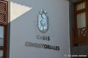 Miles de personas celebran el día de Santa Lucía en Las Tirajanas (Foto Francisco Javier Santana)